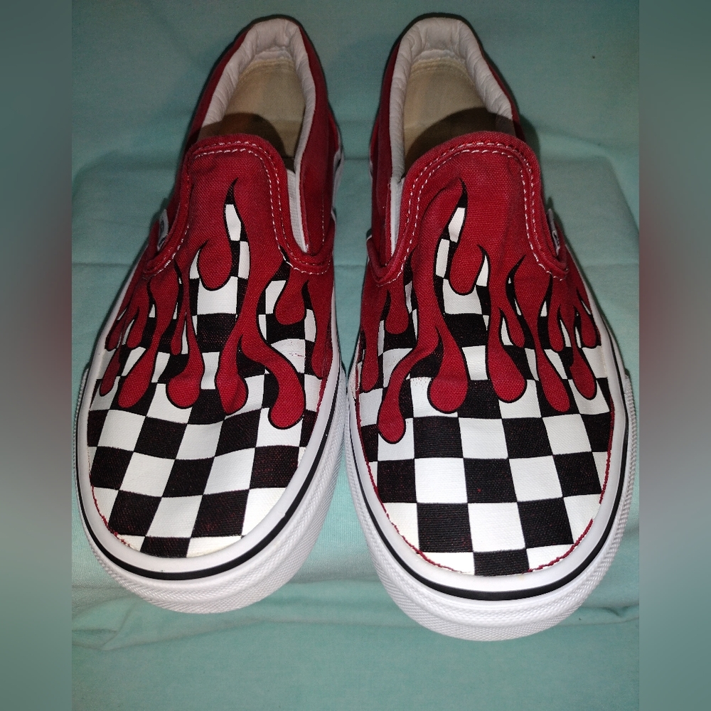 COPY - Vans Limited Edition Slip on, checkered red flame, M6.5/W8